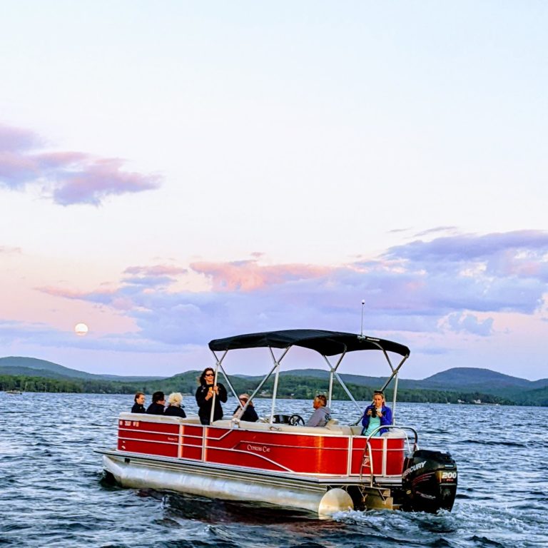 Captained Pontoon Cruises Lake Winnipesaukee Wake Winni